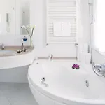 Levante 4*