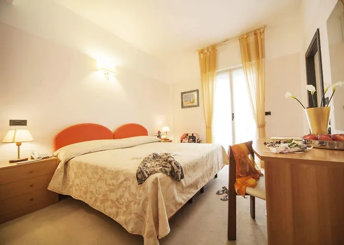 Levante 4*