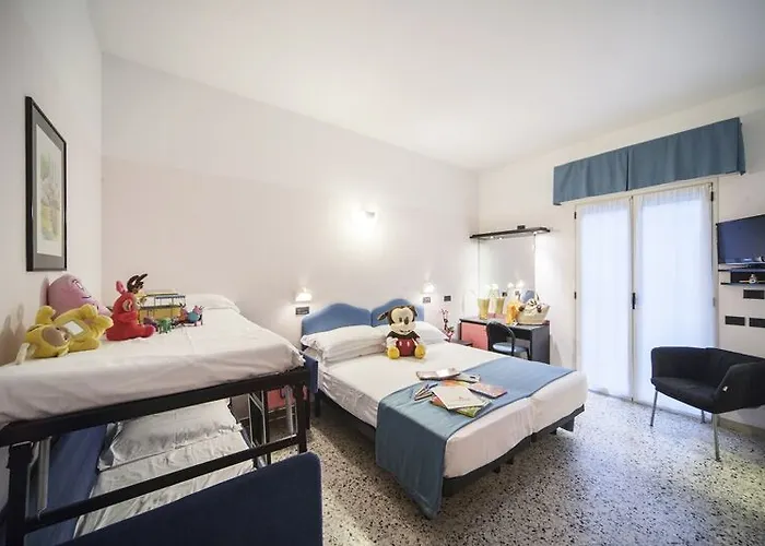 Levante 4*