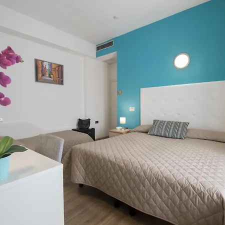 Levante 4*
