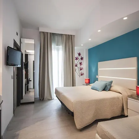 Hotell Levante 4*
