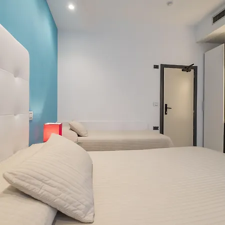 Levante 4*
