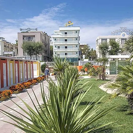 Levante 4*