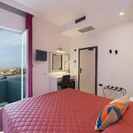 Hotel Levante 4*
