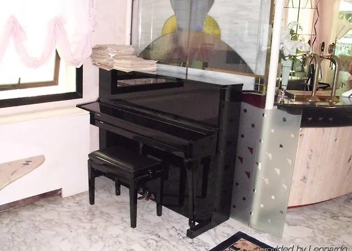 Levante 4* ريميني